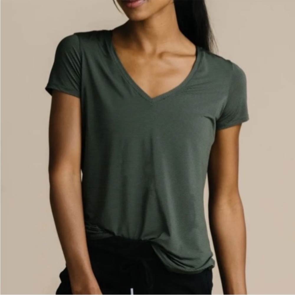 Zyia Pine Green Wanderer Short Sleeve T Short Sz M